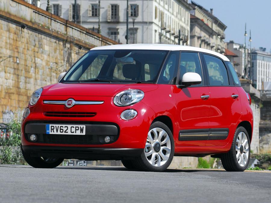  Fiat 500L 2013 года  (UK) (фото 14 из 27)